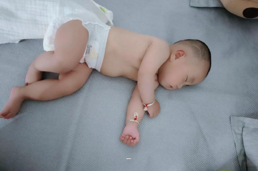 安宁哭泣宝宝魔法眼泪